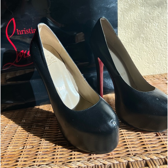 Christian Louboutin dolly double platform black pump❤️ - Picture 2 of 14